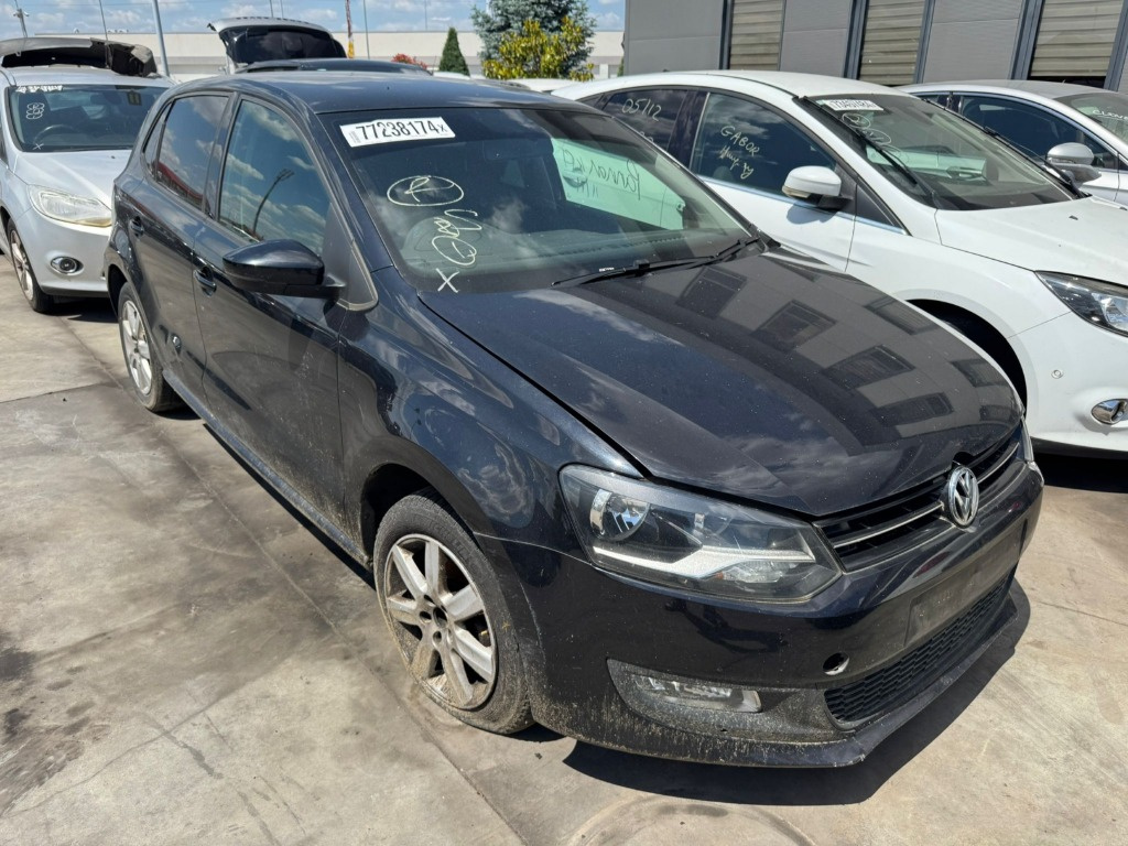 Dezmembrez VW Polo (6R) 1.2 TDI, CFW