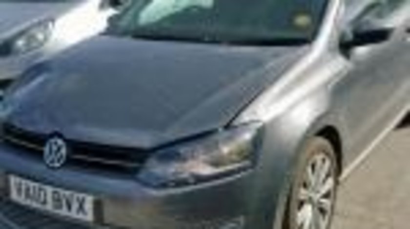 Dezmembrez Vw Polo (6R) 1.6 tdi