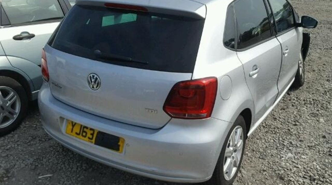 Dezmembrez Vw Polo 6R, 1.6tdi