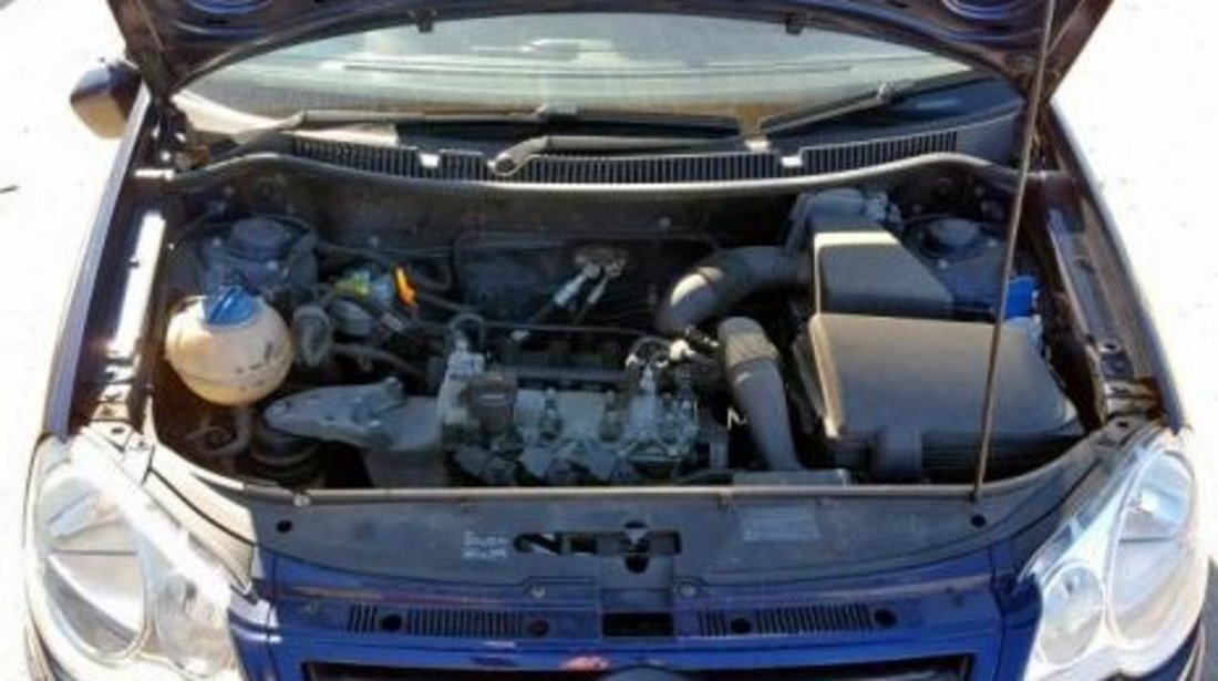 Dezmembrez Vw Polo (9N) 1.2 b