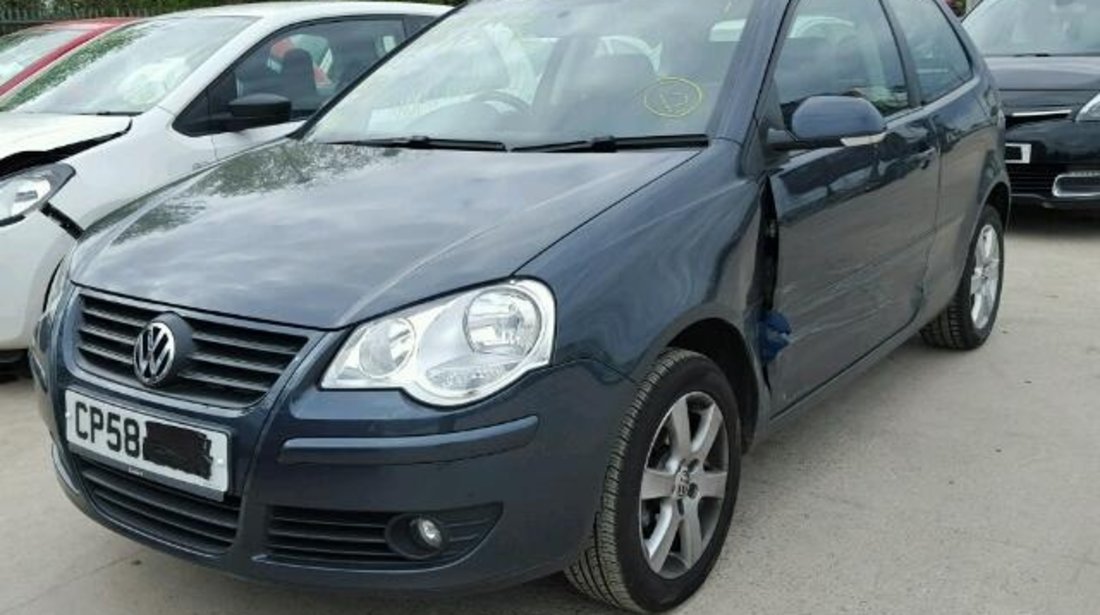 Dezmembrez Vw Polo 9N 1.4benz