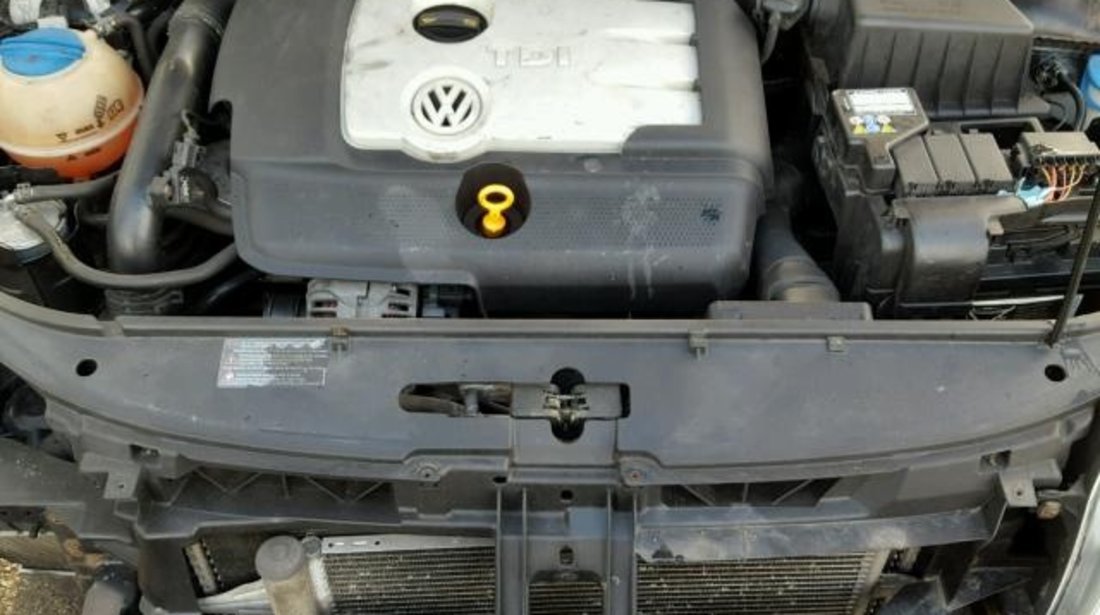 Dezmembrez Vw Polo 9N 1.4tdi