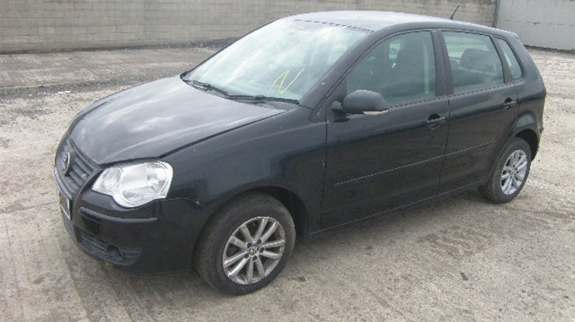 Dezmembrez Vw Polo 9n 1.4tdi