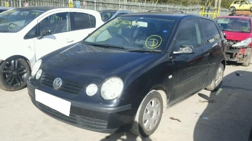 Dezmembrez VW POLO 9N an fabr. 2004, 1.2i 12V