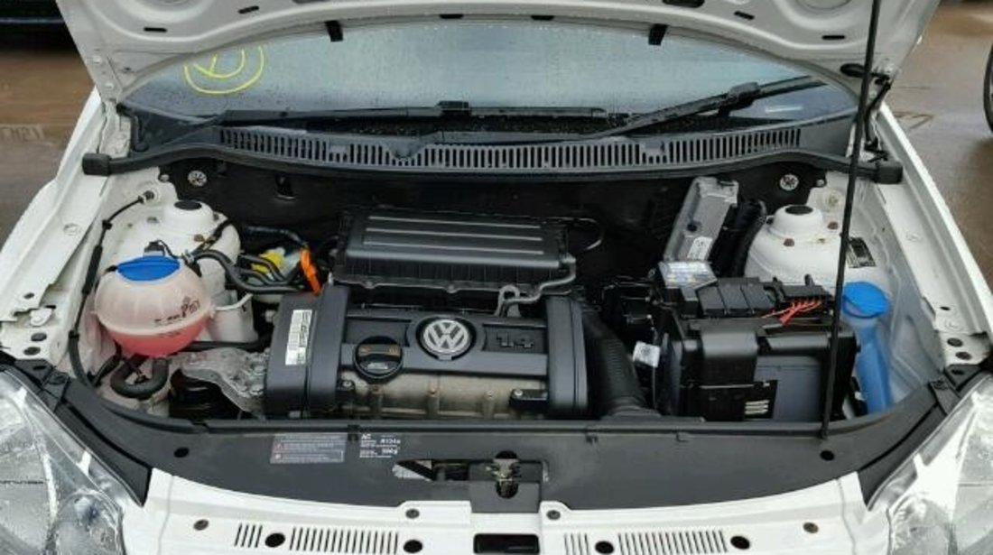 Dezmembrez Vw Polo 9N Facelift, 1.4benz