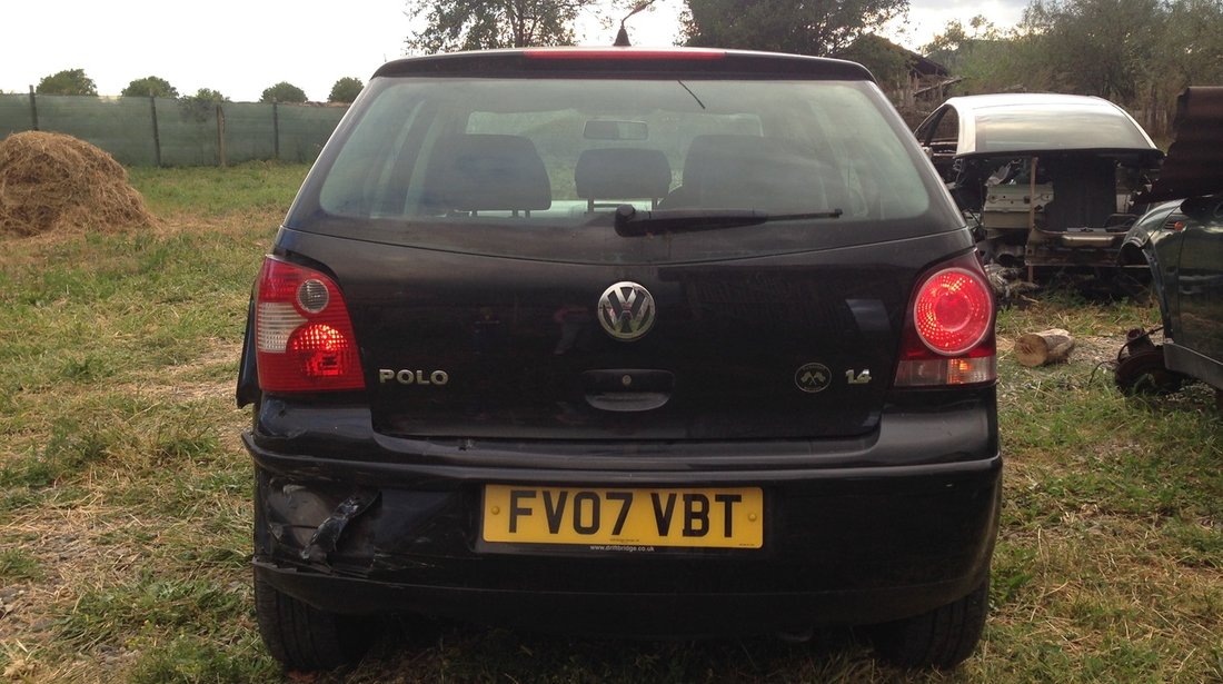 Dezmembrez VW Polo 9N3