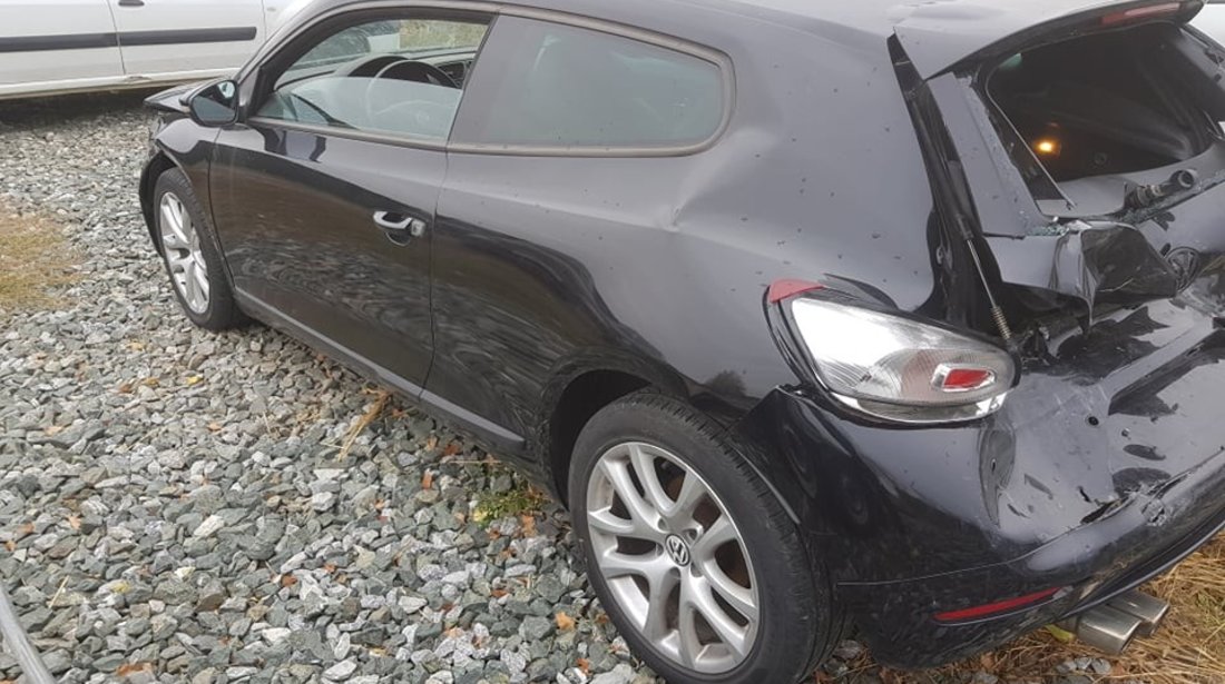 Dezmembrez Vw Scirocco 1.4 tsi cavd 160 cai cutie manuala 6 trepte 183.000 km 2009