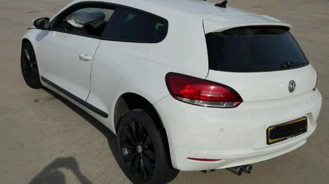 Dezmembrez Vw Scirocco 2.0tdi CFG, cutie automata