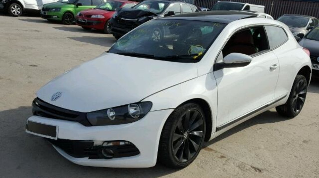 Dezmembrez Vw Scirocco 2.0tdi CFG, cutie automata