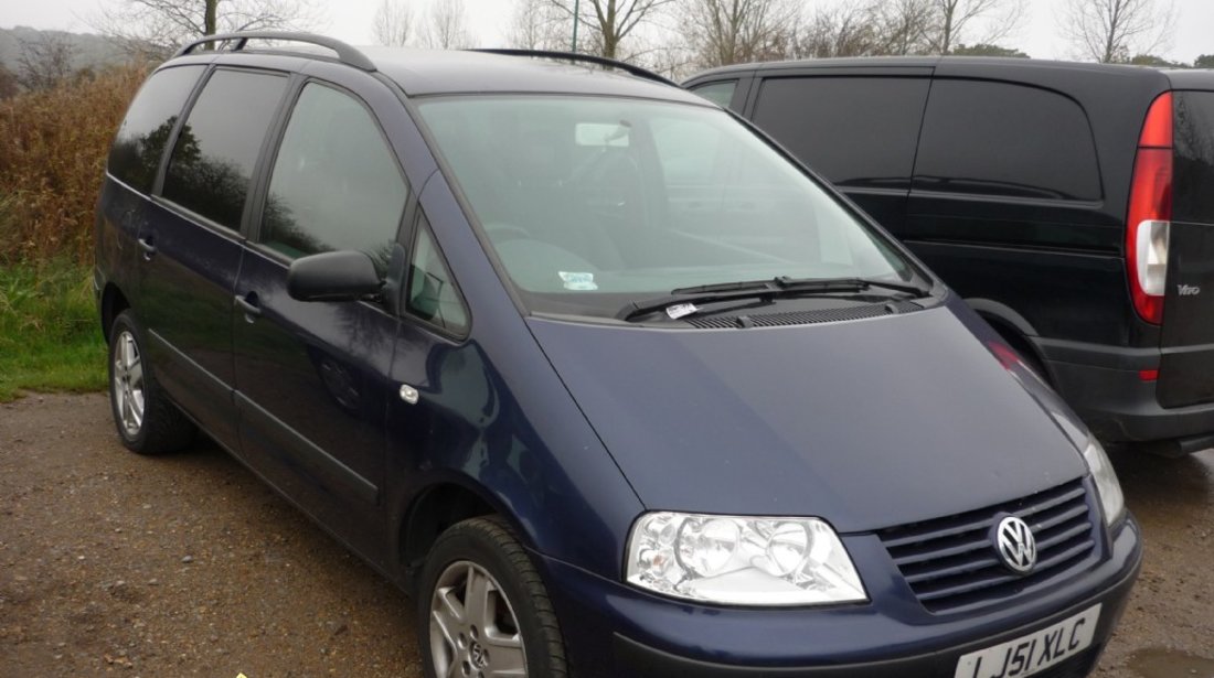 Dezmembrez VW Sharan 1 9TDI an fabricatie 2002