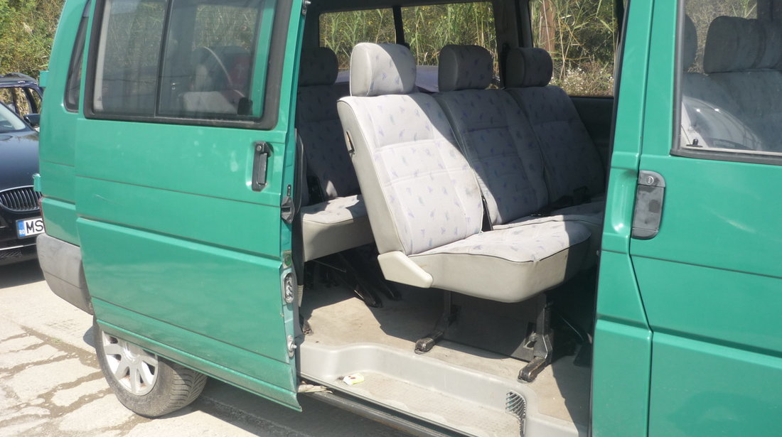 Dezmembrez VW T4 caravelle, 2.5 tdi