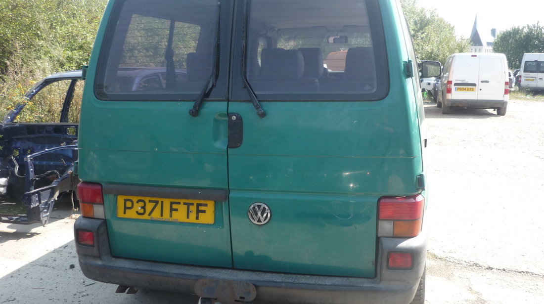 Dezmembrez VW T4 caravelle, 2.5 tdi