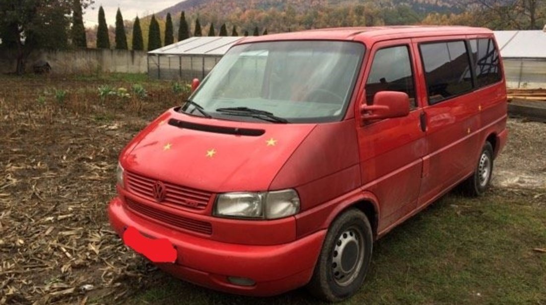 Dezmembrez vw t4 caravelle 2.5tdi