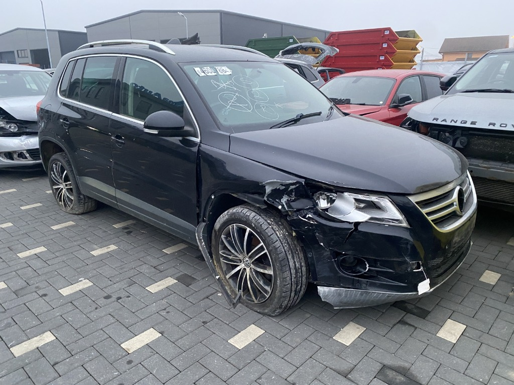 Dezmembrez VW Tiguan (5N) 2.0 TDI 2009, CFFB