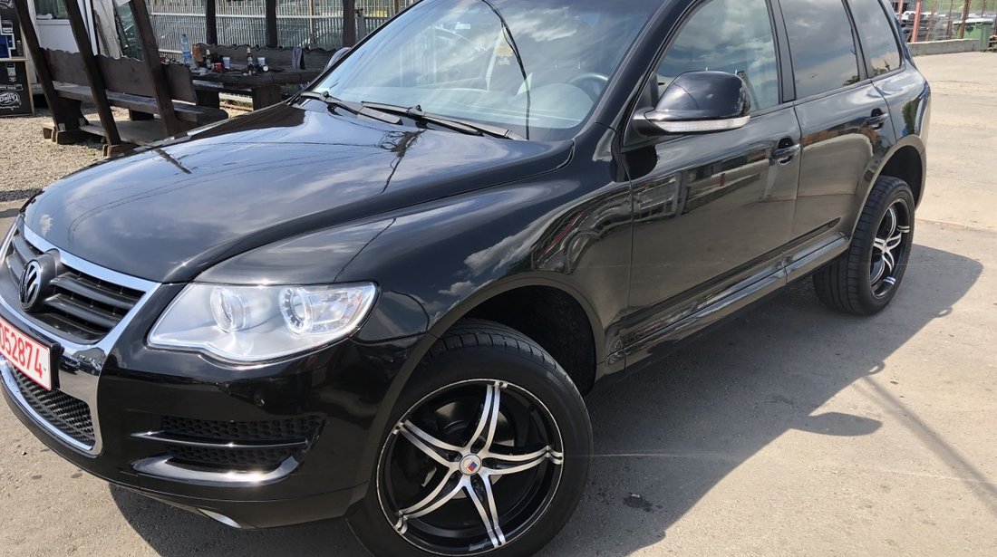 Dezmembrez VW Touareg 3,0 tdi 2009 BKS