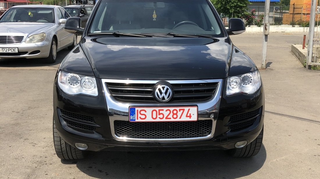 Dezmembrez VW Touareg 3,0 tdi 2009 BKS