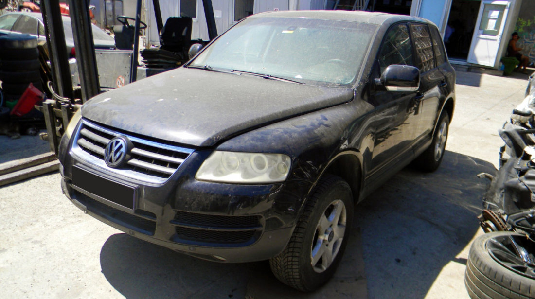 Dezmembrez VW TOUAREG (7L) 2002 - 2010 2.5 R5 TDI BAC ( CP: 174, KW: 128, CCM: 2461 ) Motorina