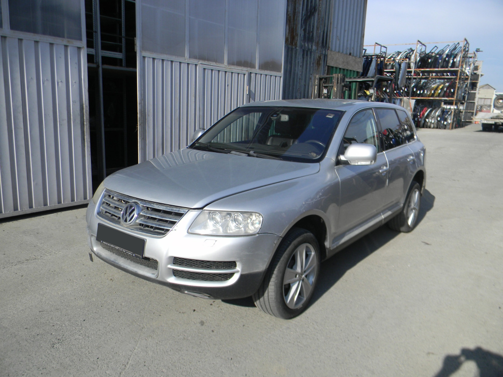 Dezmembrez VW TOUAREG (7L) 2002 - 2010 5.0 V10 TDI Motorina