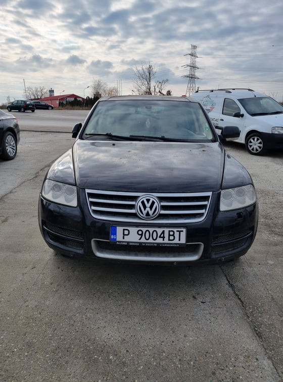 Dezmembrez Vw Touareg 7l 5.0 tdi AYH BLE 313 cai