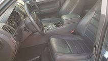 Dezmembrez VW Touareg 7L Motor 3.0 Tdi BKS Cutie v...