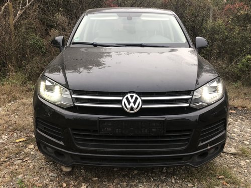 Dezmembrez VW Touareg 7P 3,0 tdi 2012 R-line
