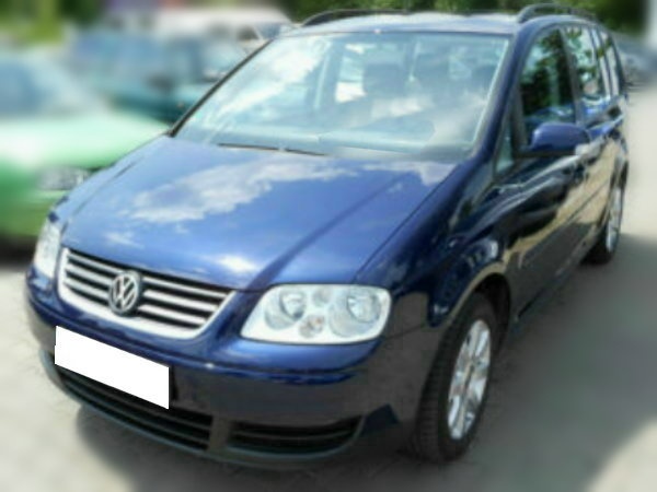 Dezmembrez VW Touran 1.9 TDI 74kw (101cp) tip AVQ an fabricatie 2006