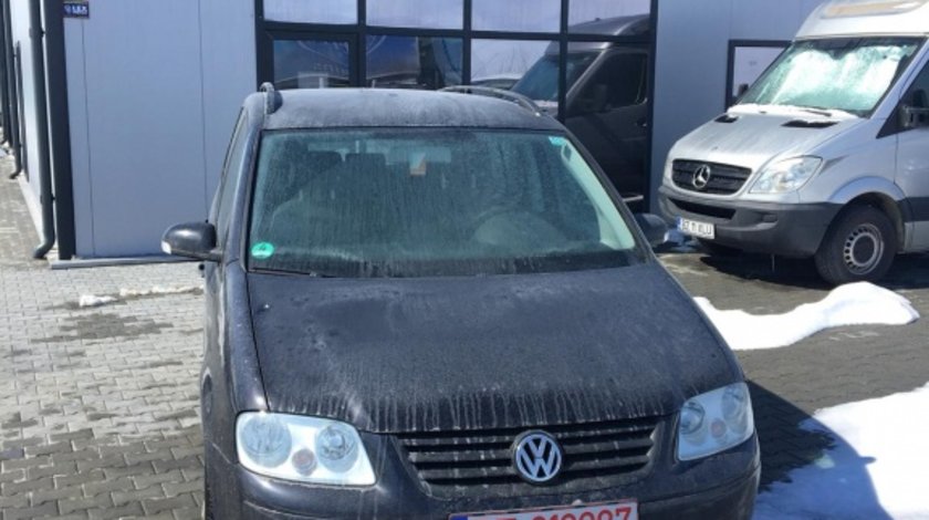 Dezmembrez VW Touran 1.9 tdi an fabricație 2007