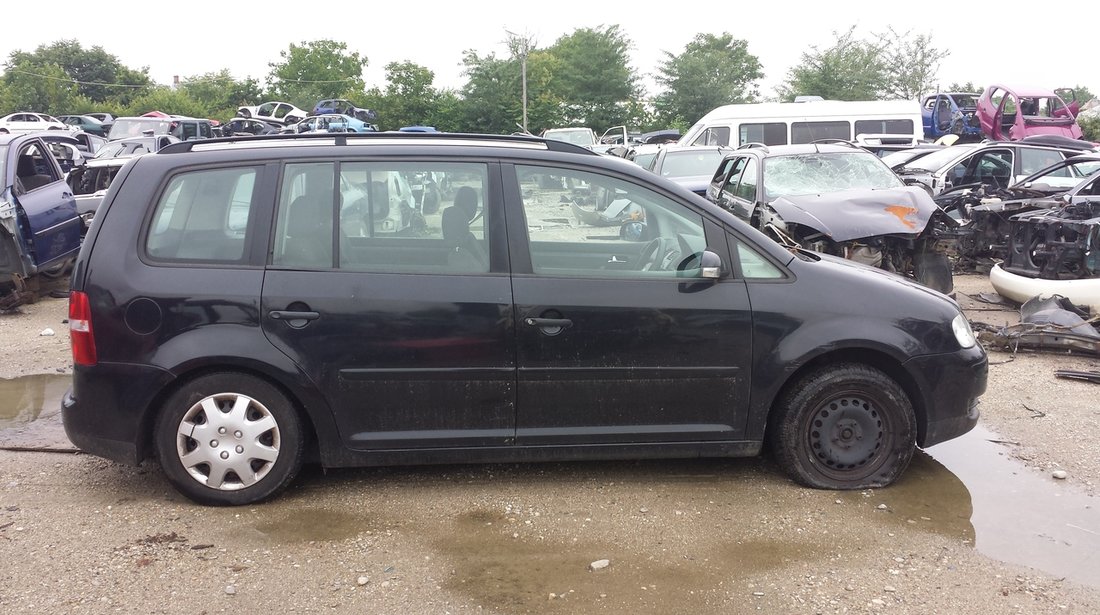 Dezmembrez vw touran 1.9tdi cod motor BXE