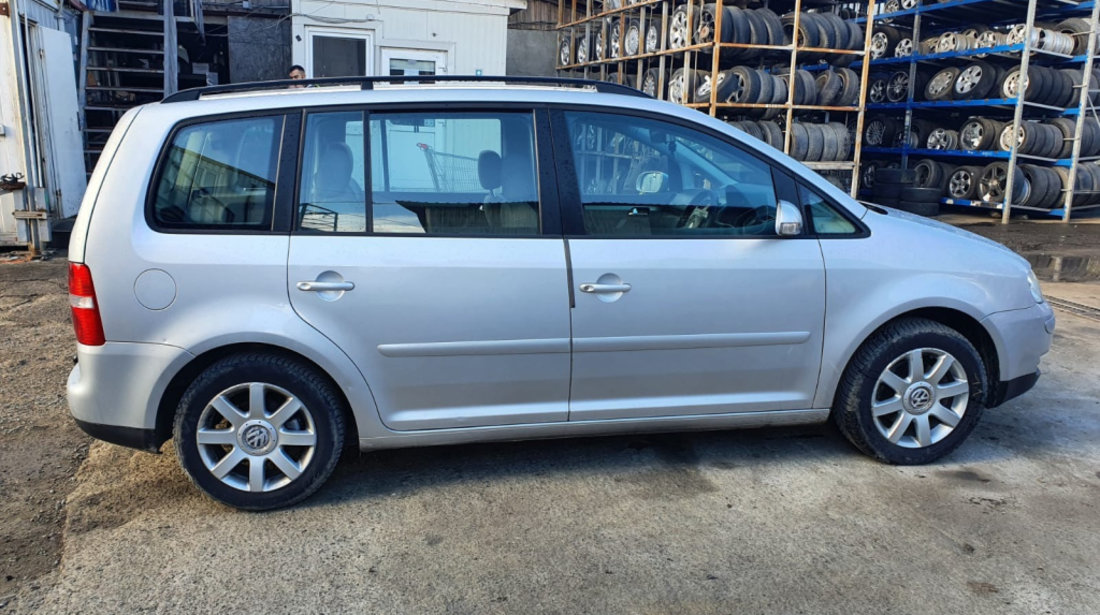 Dezmembrez VW TOURAN (1T) 2003 - 2010 1.9 TDI BKC ( CP: 105, KW: 77, CCM: 1896 ) Motorina