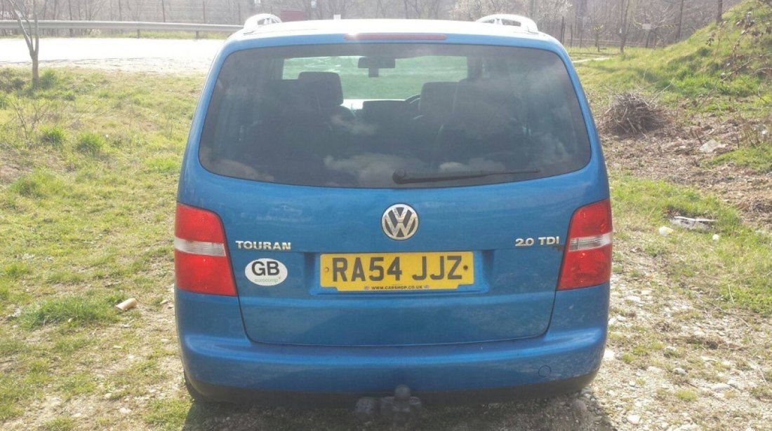 Dezmembrez vw touran 2.0 tdi bkd 140 cai