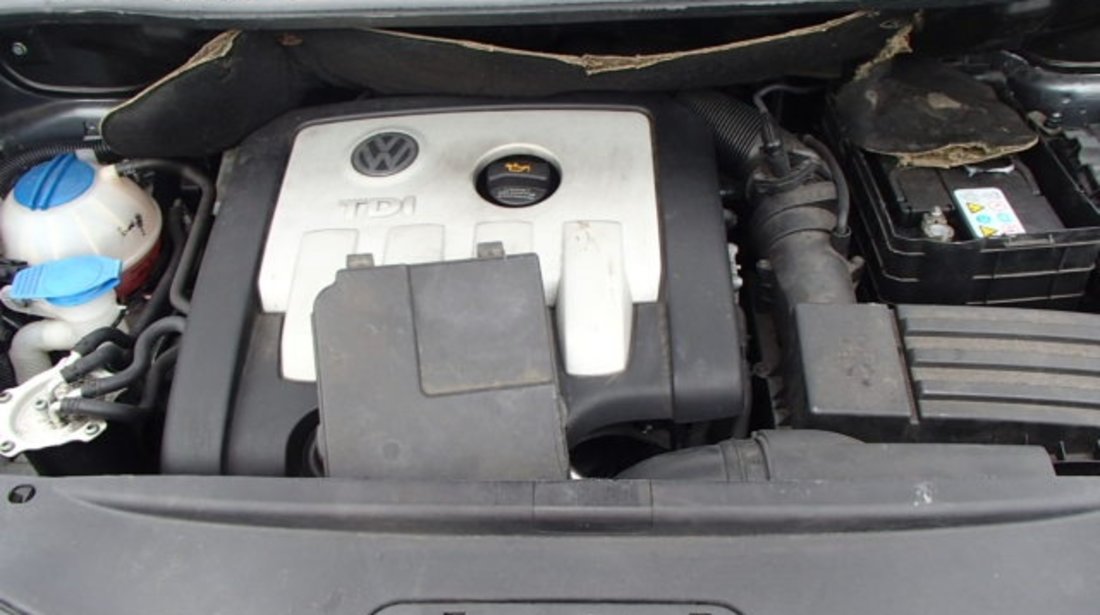 Dezmembrez Vw Touran, 2.0tdi, AZV