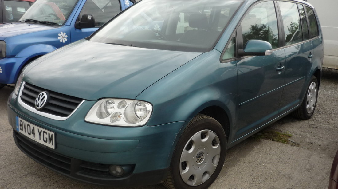 Dezmembrez VW Touran 2.0tdi, motor AZV, 136cp, an 2004,  7 locuri