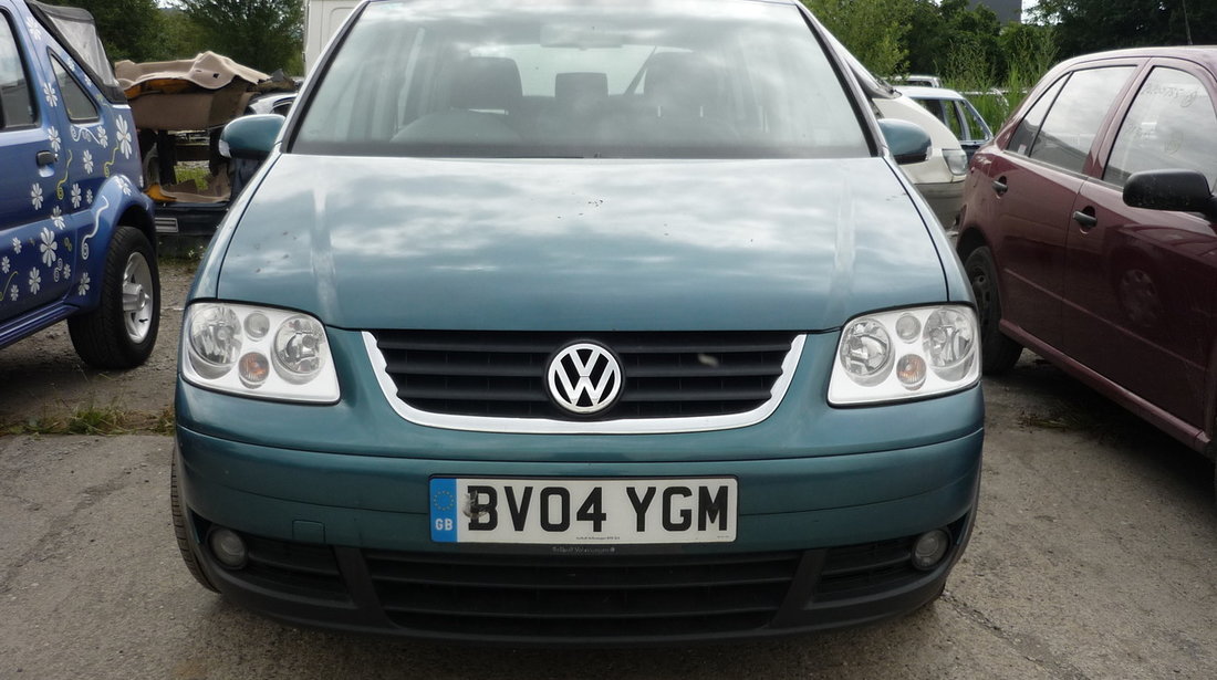 Dezmembrez VW Touran 2.0tdi, motor AZV, 136cp, an 2004,  7 locuri