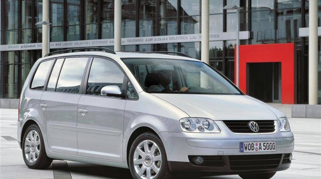 Dezmembrez VW Touran 2003 - 2010