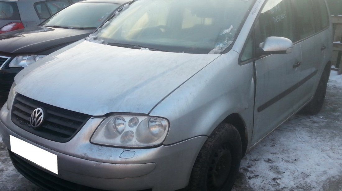 Dezmembrez VW Touran an fabr. 2003, 1.9TDI PD ,7 locuri