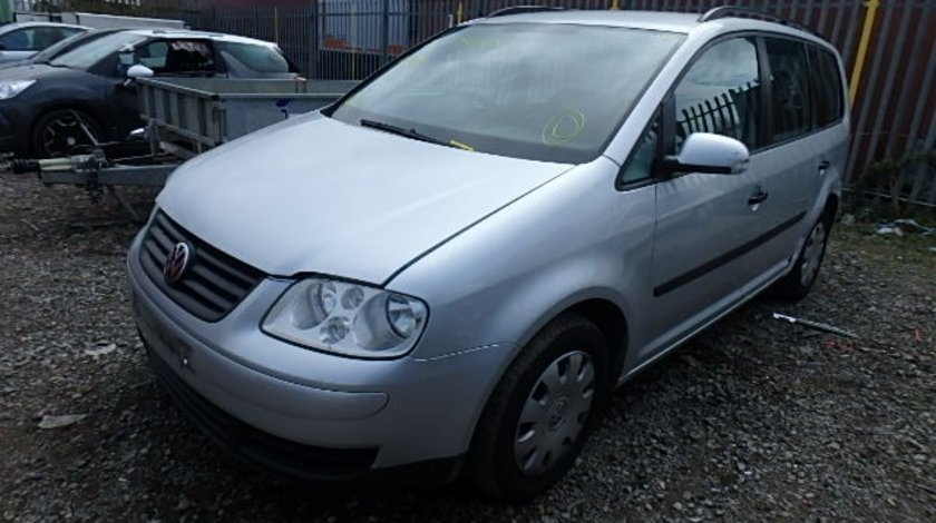 Dezmembrez VW Touran an fabr. 2004, 1.9 TDI PD