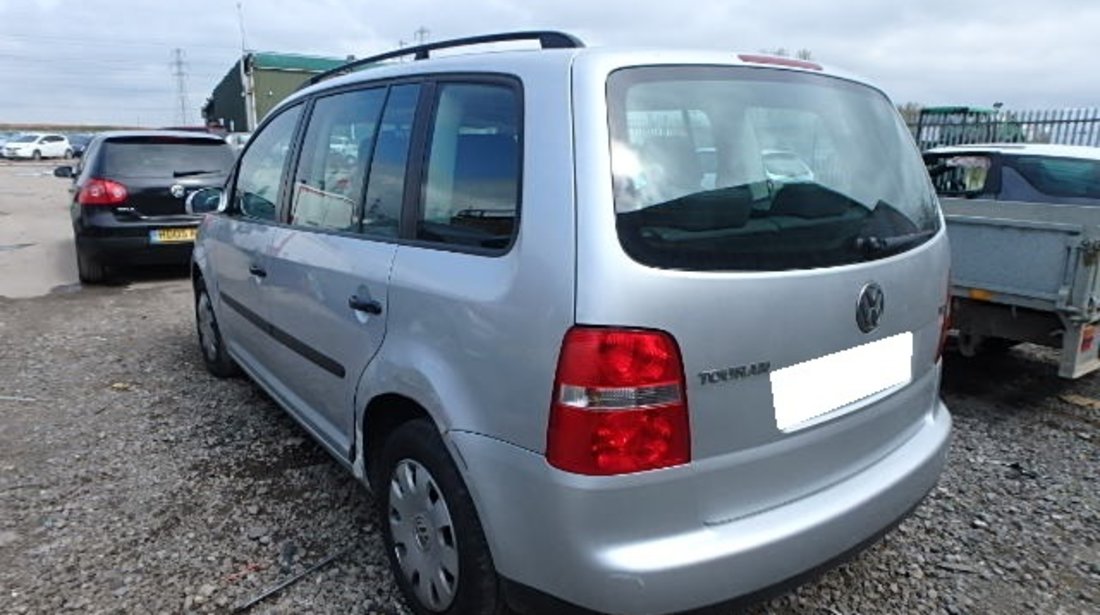 Dezmembrez VW Touran an fabr. 2004,1.9 TDI PD