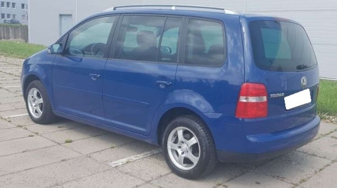 Dezmembrez VW Touran an fabr. 2004, 2.0D TDI PD ,7 locuri