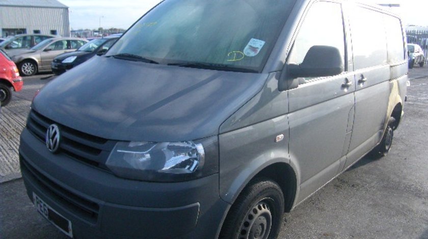 Dezmembrez Vw Transporter 5, 2.0tdi, orice piesa!