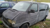 Dezmembrez VW TRANSPORTER Mk 4 / T4 1990 - 2003 2....