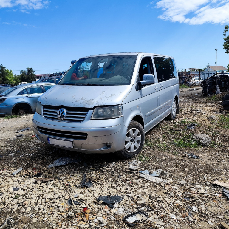 Dezmembrez VW TRANSPORTER Mk 5 / T5 / caravelle 2003 - 2015 2.5 TDI AXD( CP: 130, KW: 96, CCM: 2461 ) Motorina