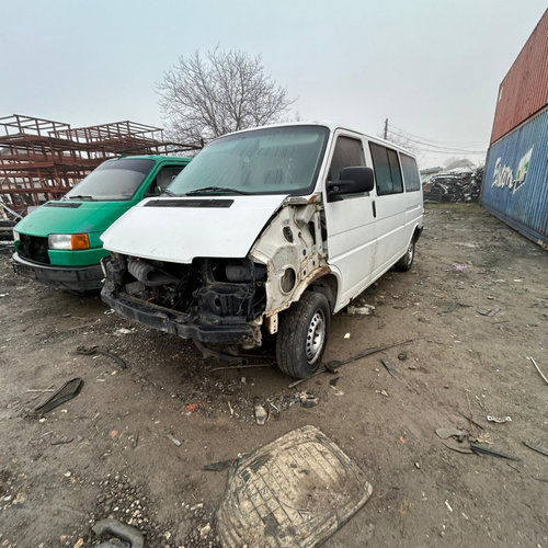 Dezmembrez VW TRANSPORTER Mk4 / T4 1990 - 2003 2.4 D AAB ( CP: 78, KW: 57, CCM: 2370 ) Motorina
