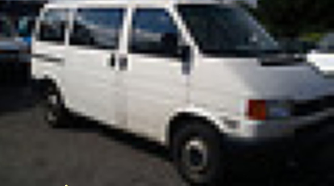 Dezmembrez vw transporter t4