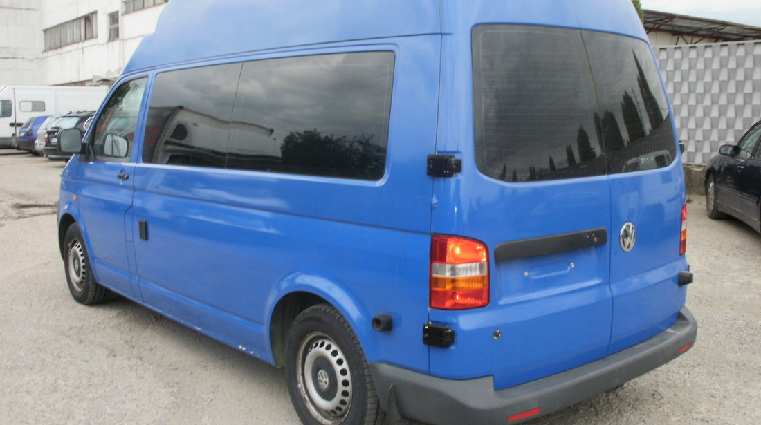 Dezmembrez VW Transporter T5, 2.5tdi, motor AXD, an 2005