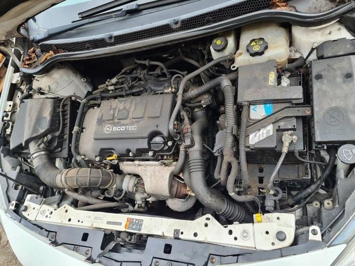 Dezmembrez Y474 Z40R 1.4 turbo A14NET A14NEL Opel Astra J 2009-2012