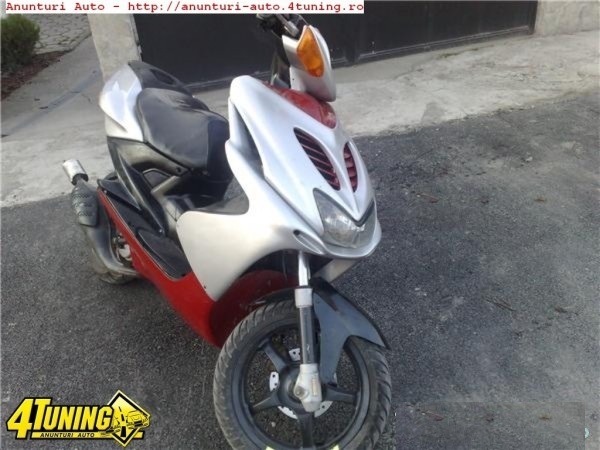 Dezmembrez Yamaha Aerox Nitro Piese Yamaha Aerox Nitro