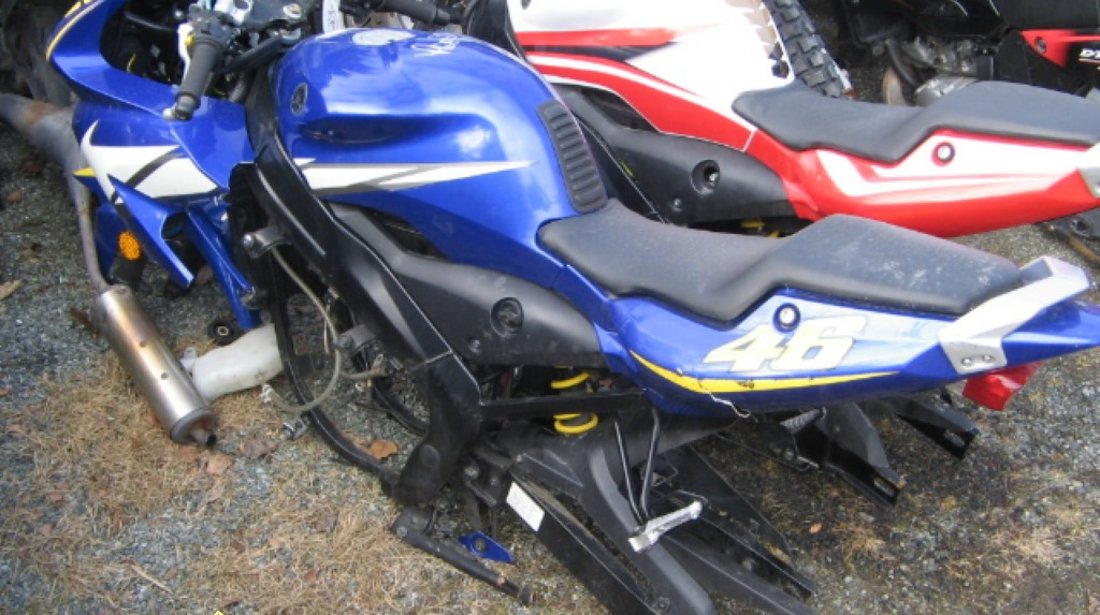 Dezmembrez yamaha tzr