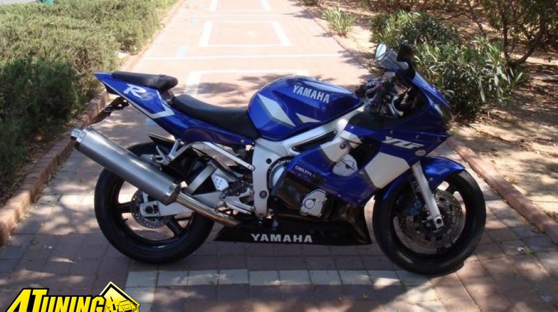 Dezmembrez YAMAHA YZF R6 2001