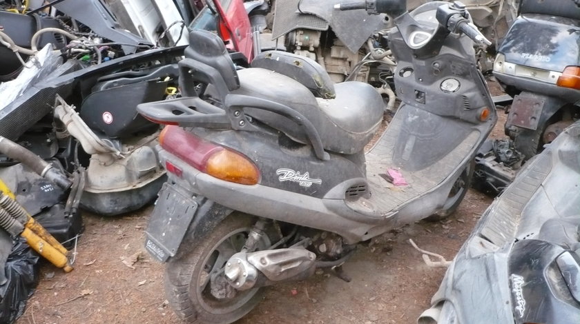 Dezmembtrez Kymco Dink 125 4 T