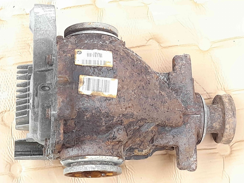 Diferential spate Bmw 5 (E60) [Fabr 2004-2010] 7542514 3.0 525 d